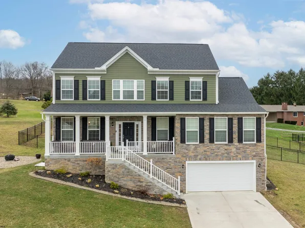 214 Santorini Ave, Morgantown, WV 26508