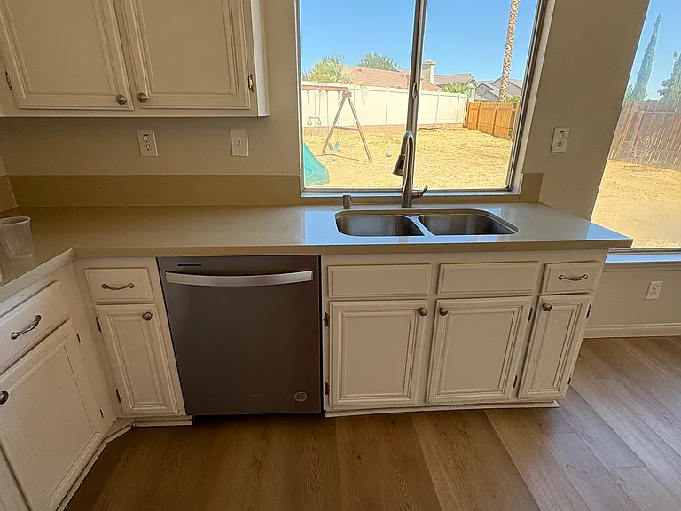 13984 Tom Ct — Photo 8