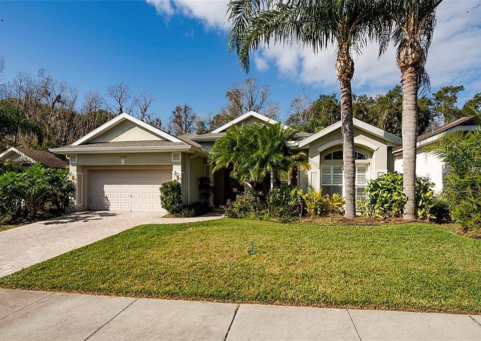 1st image of 12236 Woodlands Cir