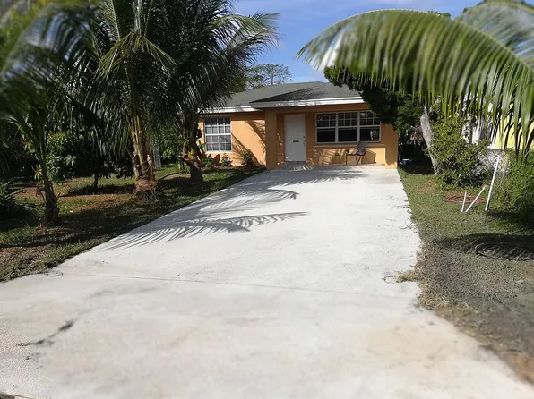 209 Randolph Ct, Lake Worth, FL 33461