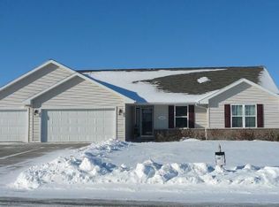 2472 Spica Ln, Green Bay, WI 54311