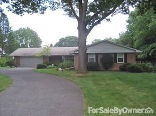1951 Geraldson Dr, Lancaster, PA 17601