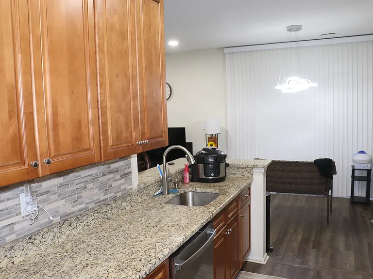 7311 Elm Ct — Photo 16