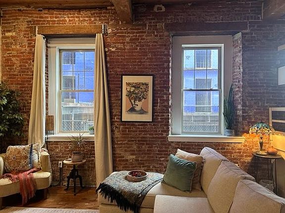 5th image of 21 E Columbia Ave APT 112
