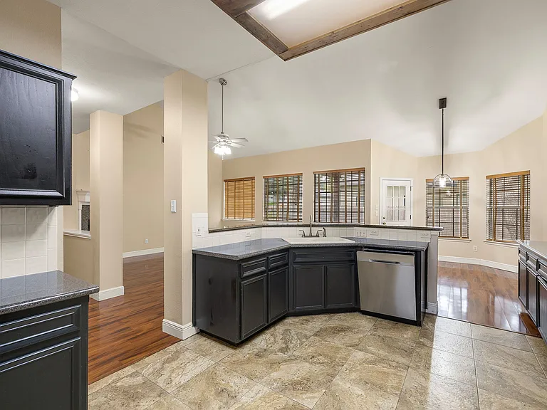 3955 Grayling Ln — Photo 42