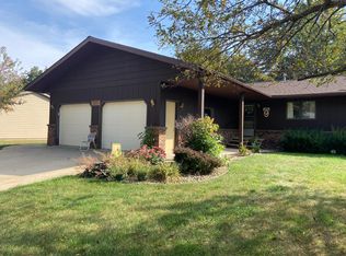 1125 Miles Dr, Worthington, MN 56187