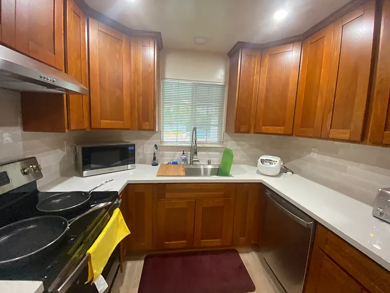 1302 Drexel Dr — Photo 19