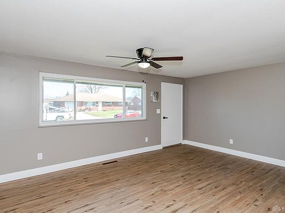 5th image of 4370 Longfellow Ave