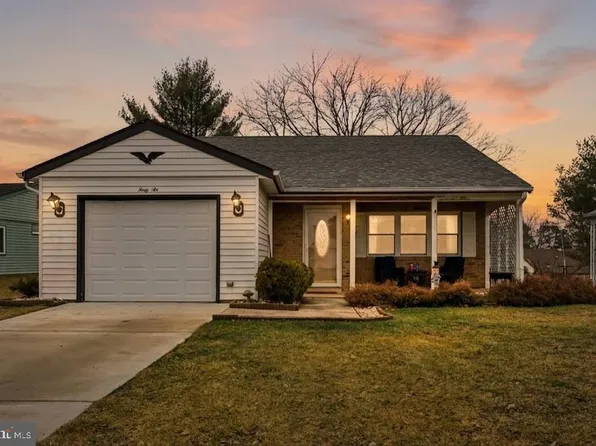 46 Gramercy Pl, Southampton, NJ 08088