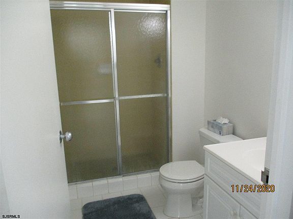5th image of 921 Park Pl #503