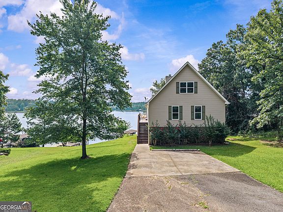 5th image of 511 Foxglove Dr
