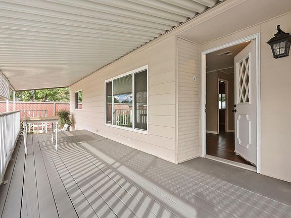 3rd image of 73 Camino Real Dr