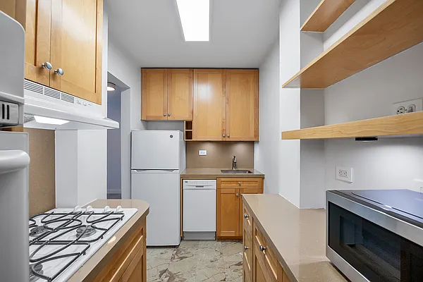 Rented by Oxford Property Group | media 32