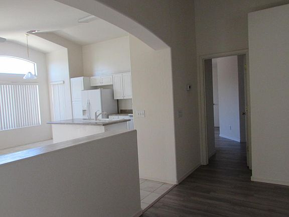 4th image of 15882 W Woodlands Ave
