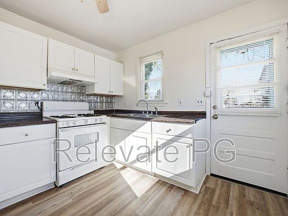 2nd image of 319 Britton St Unit B