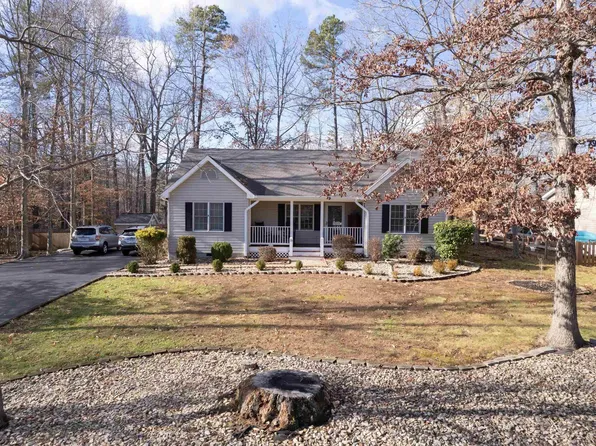 15 Riverside Dr, Palmyra, VA 22963