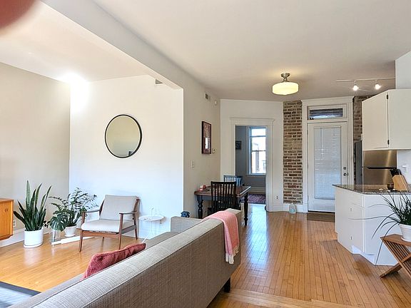 4th image of 1720 N Honore St #2