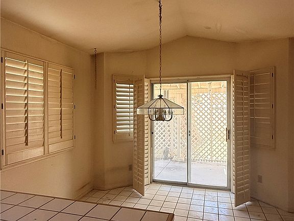 4th image of 9713 Peacock Hill Cir
