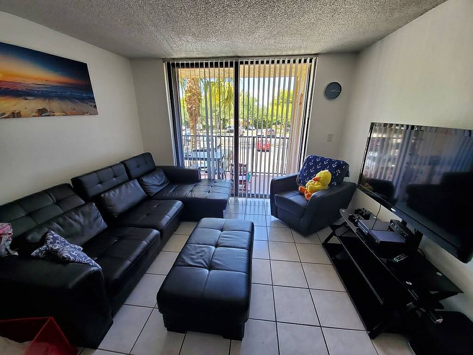 1st image of 14601 N Kendall Dr APT 212