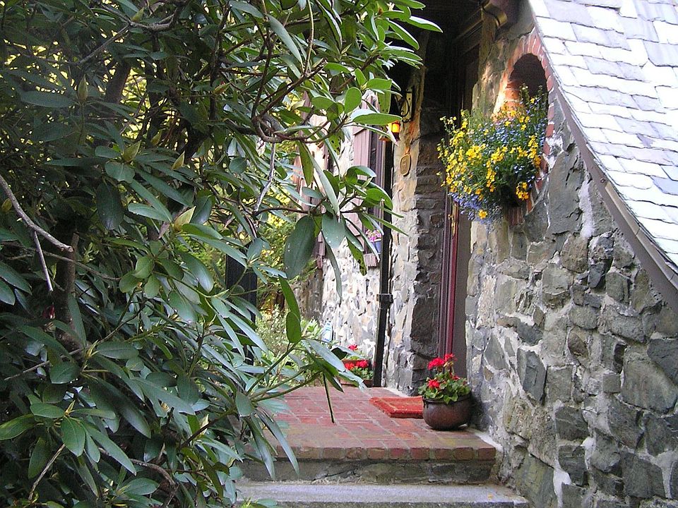 Front walkway