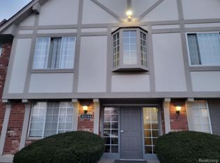 30244 Southfield Rd APT 272, Southfield, MI 48076