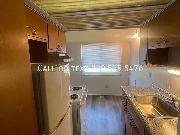 2nd image of 93 Sheldon Rd