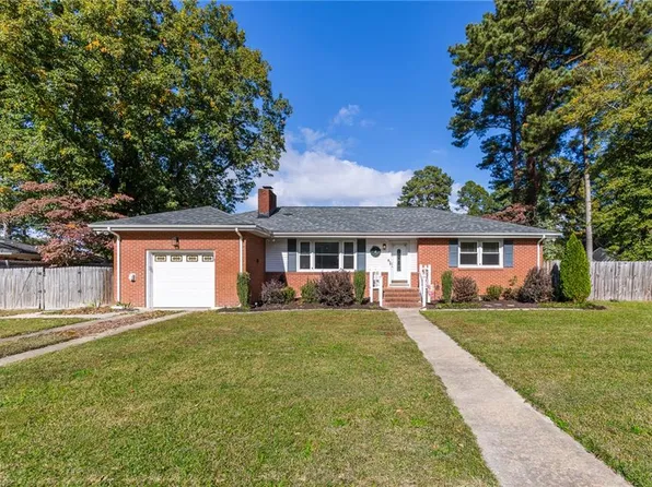 4728 Haywood Dr, Portsmouth, VA 23703