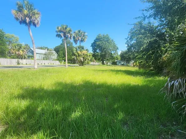 2 8th St, Pt Saint Joe, FL 32456