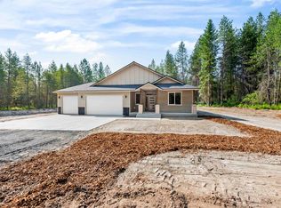 4622 E Apex Rd, Chattaroy, WA 99003