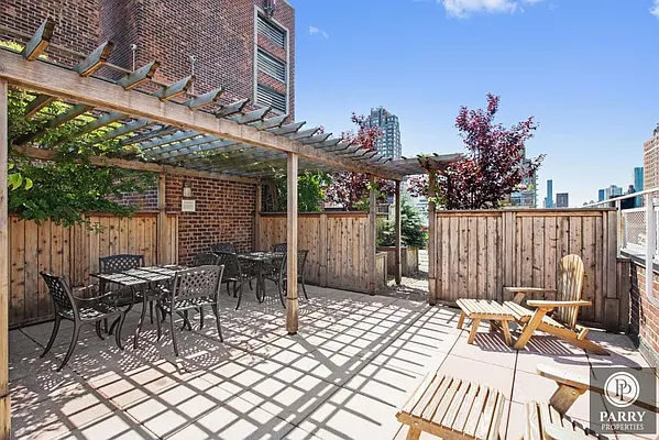 Sold by Keller Williams NYC | media 29