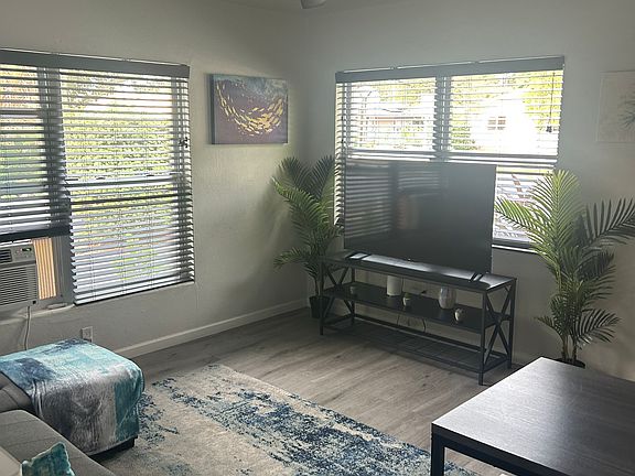 5th image of 519 Florida Ave #2