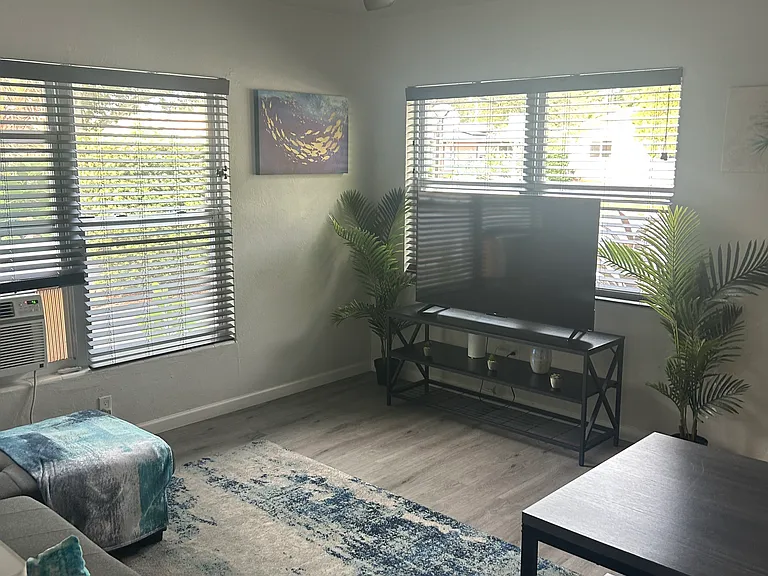 519 Florida Ave #2 — Photo 5