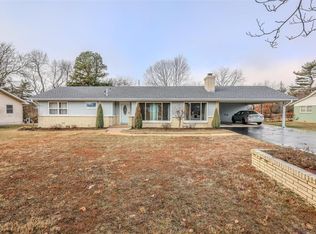 205 Smith Rd, Lebanon, MO 65536