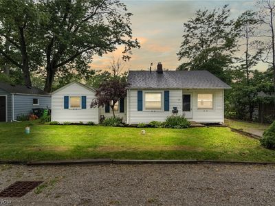 146 Forest Blvd, Avon Lake, OH, 44012