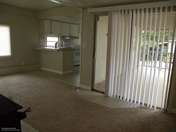 4th image of 135 Ponderosa Way Spc 25