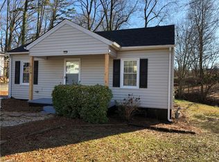 210 Irbywood Dr, High Point, NC 27262