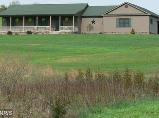 103 Windsong Dr, Lahmansville, WV 26731