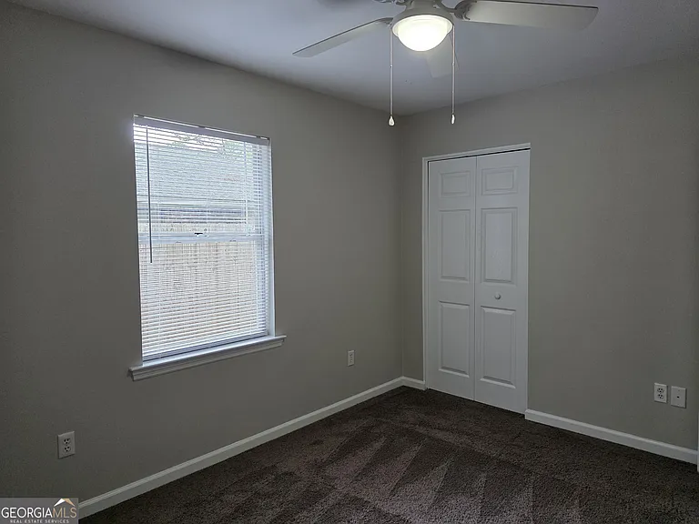 146 John Glenn Dr — Photo 14