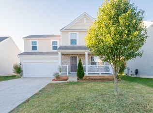 5517 Bannon Crossings Dr, Louisville, KY 40218