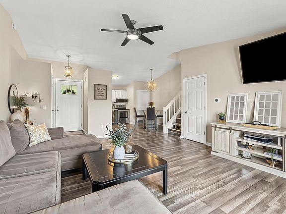 5th image of 6709 Goldenrod Pl