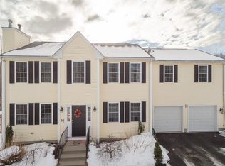 32 Capri Dr, Johnston, RI 02919