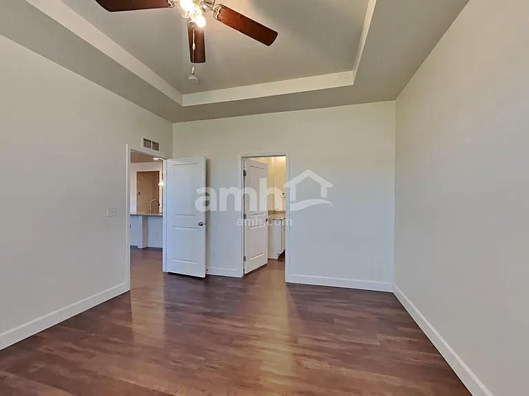 275 E Sicily Dr — Photo 10