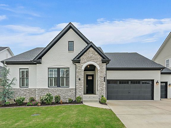 2nd image of 7743 Thayer Rd