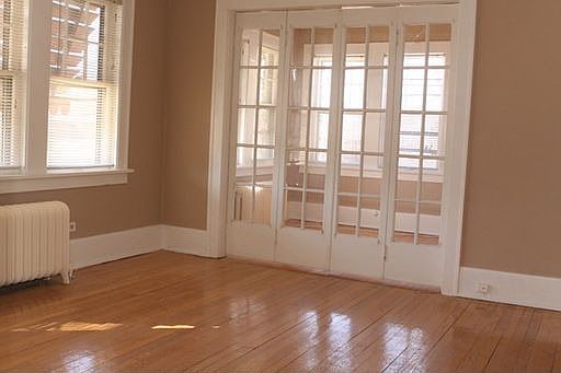 4th image of 1309 W Clifton Blvd APT 2