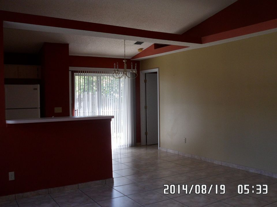 1st image of 104 Blue Spruce Ct