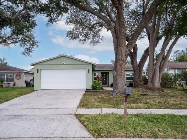 11249 Longhill Dr N, Pinellas Park, FL 33782