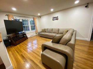 5 Susan Ave, Burlington, MA 01803