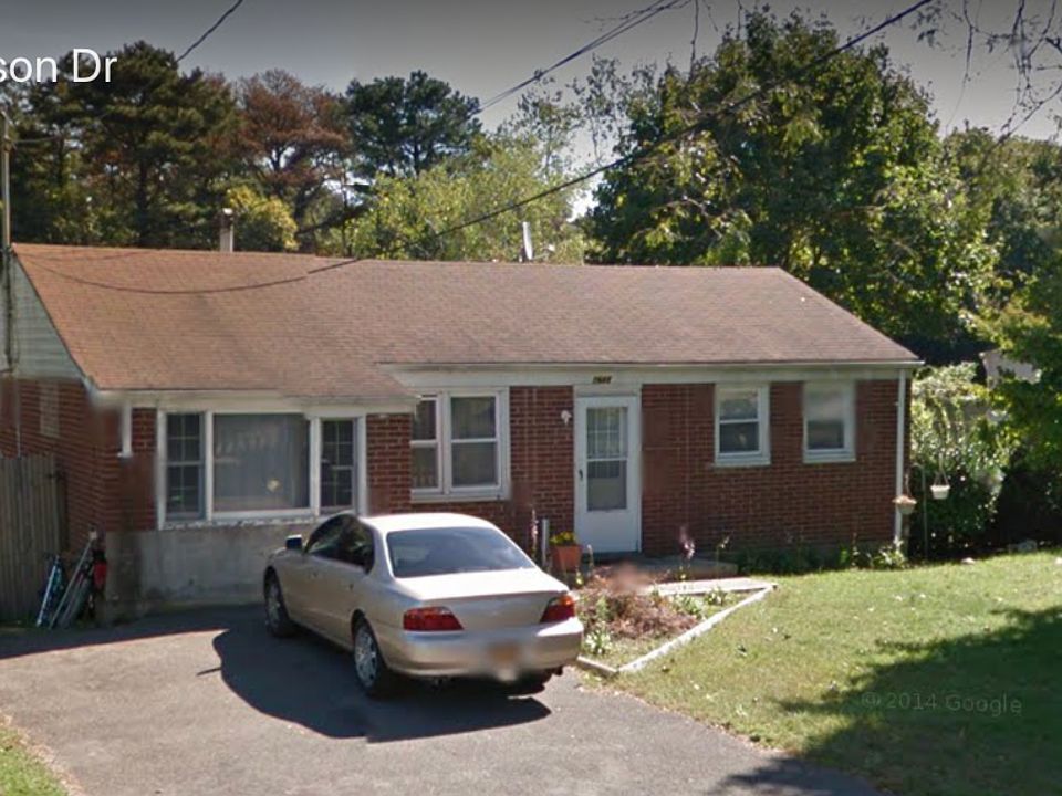 2nd image of 1645 N Thompson Dr