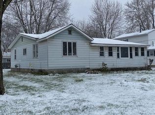 372 Broadway St, Amherst, OH 44001