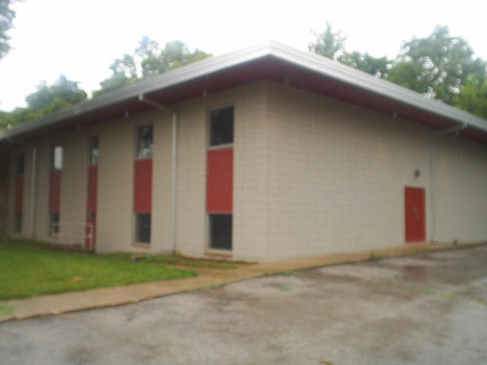 1st image of 1829 E Long St